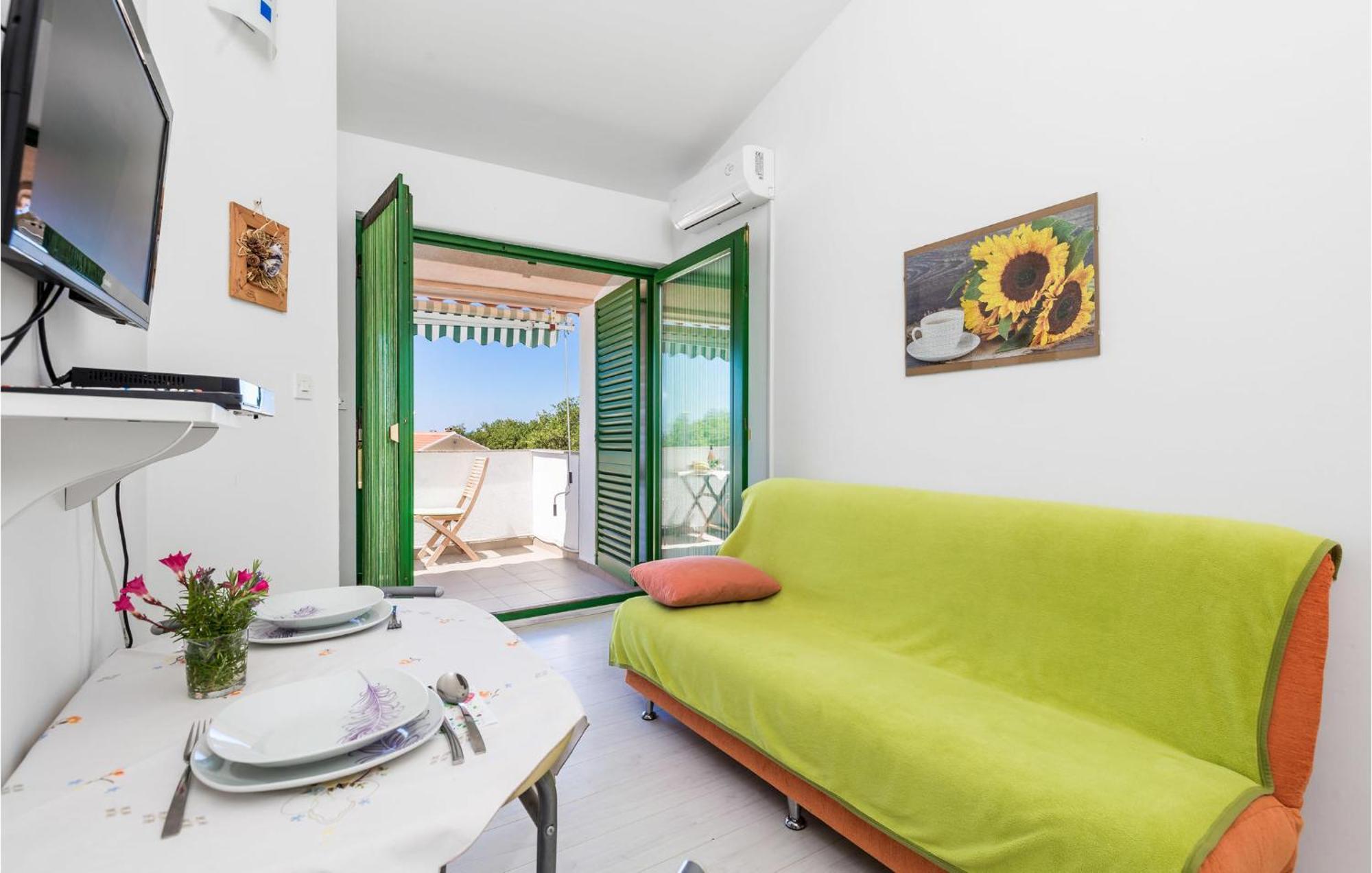 Beautiful Apartment In Potocnica With Wifi Borovici ภายนอก รูปภาพ